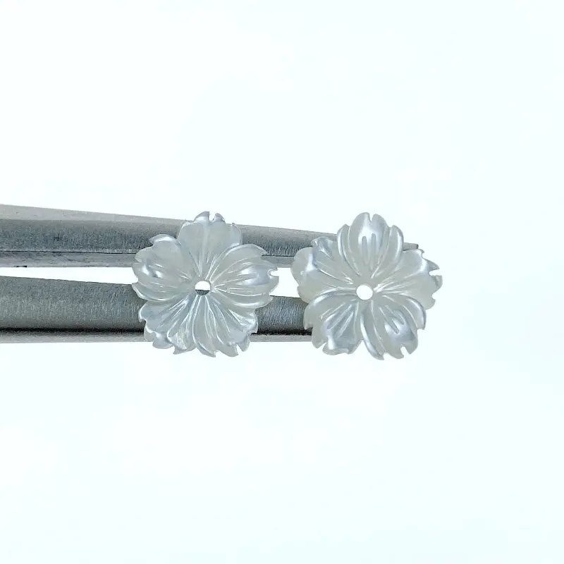 white mother of pearl beads wm 0089