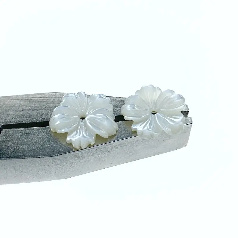 white mother of pearl beads wm 0089