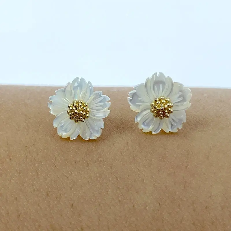 white mother of pearl beads wm 0089