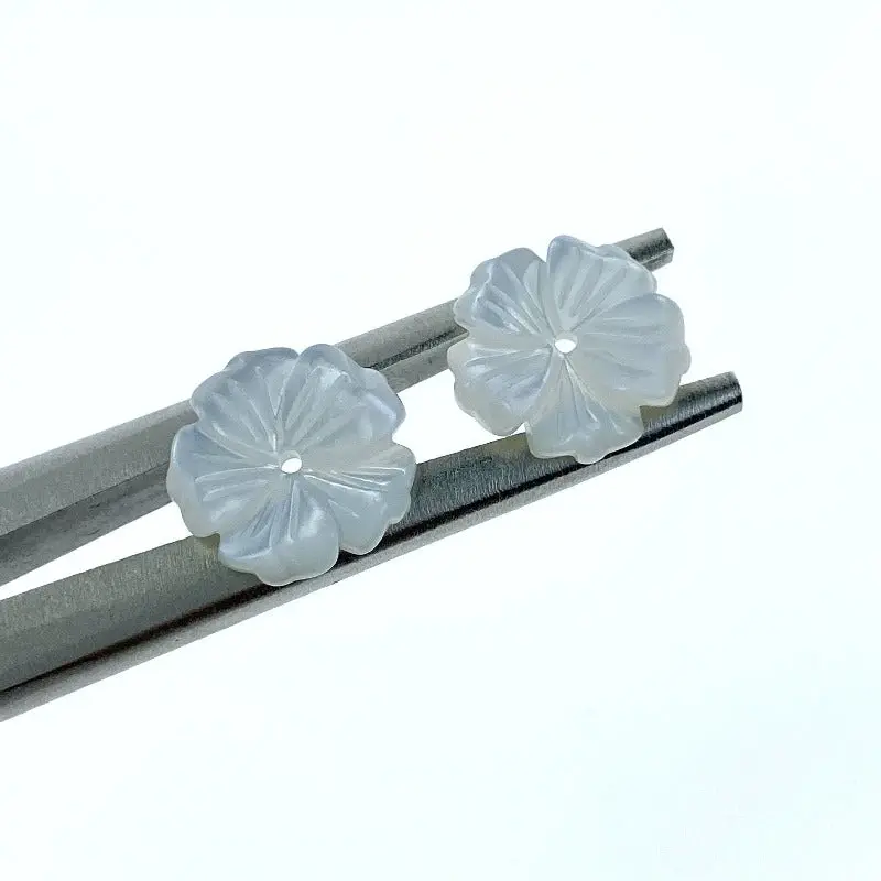 Bauhinia Flower Beads White Mother Of Pearl 12mm Hand Carved WM-0207